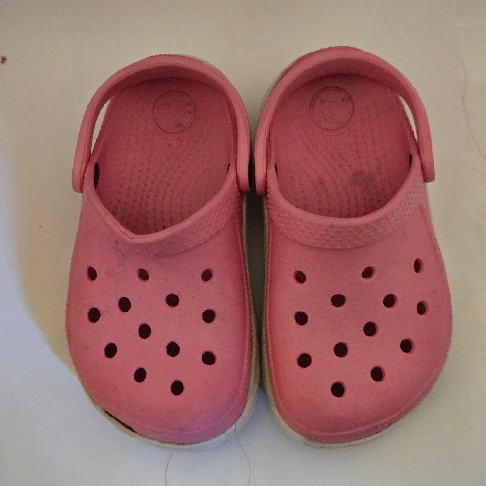 Crocs Duet Sport Clog Kids Pink White Dual Density Comfort Shoes Size 10/11